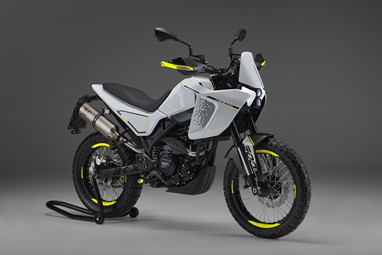 Benelli BKX300 
