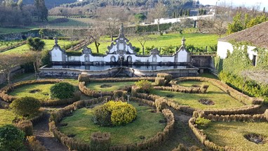Casa do Ribeiro - Jardim e Fonte