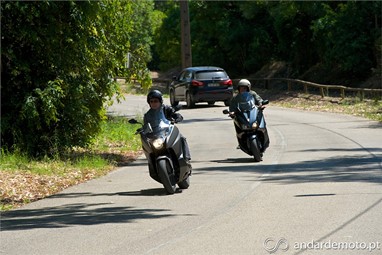 Honda Integra 750 e Yamaha TMAX 530