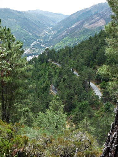 Vista para o Vale Glaciar do Zêzere