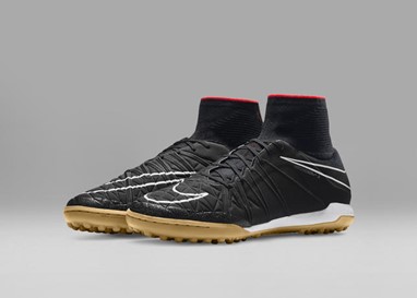 NIKE HYPERVENOMX