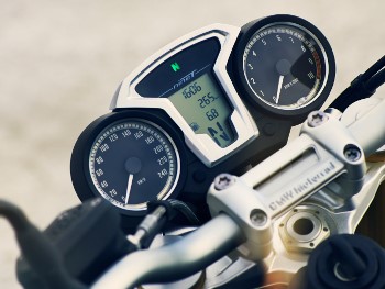 BMW R nineT