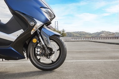 TMAX  DX 2017