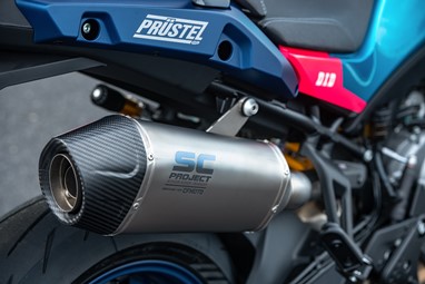 CFMoto 800MT R