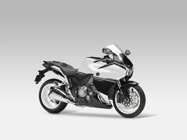 2015 VFR1200F Pearl Glare White