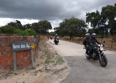 regresso por estrada de terra