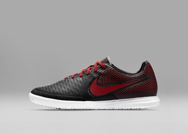 NIKE MAGISTAX 