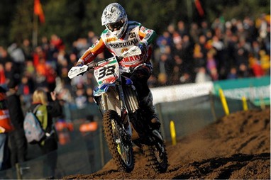 Luís Correia aos comandos da sua Yamaha 450 