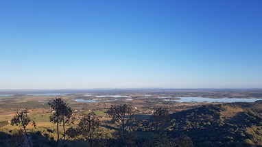 Ao longe Espanha Mais perto Alqueva