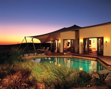 12. Al Maha Desert Resort, Dubai, Emirados Árabes Unidos