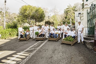 13.03 Descida de Carros de Cesto