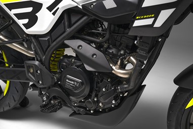 Benelli BKX300 S