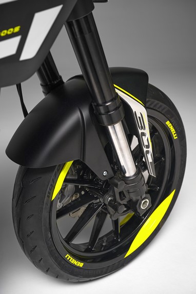 Benelli BKX300 S
