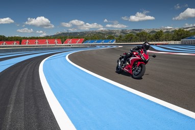 Honda CBR500R 2019