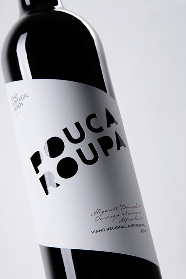 Pouca Roupa Tinto