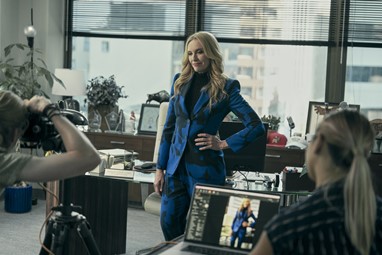 Toni Collette é Margot Cleary-Lopez