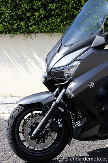 Yamaha X-Max 400