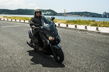 Yamaha X-Max 250