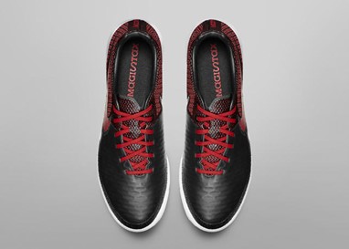 NIKE MAGISTAX 