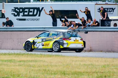 Pedro Salvador - Seat Leon Cupra TCR