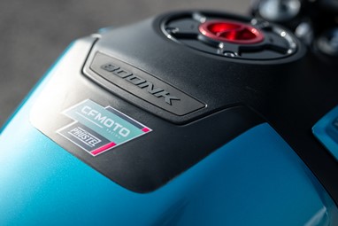 800NK GP