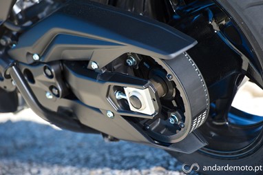 Esta correia tem muita responsabilidade na suavidade e consequente conforto na condução da Yamaha TMAX 530