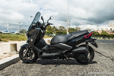 Yamaha X-Max 250