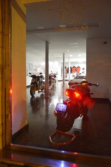 Showroom MV Agusta L