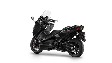 TMAX DX 2017