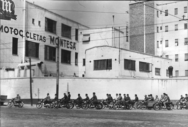 Fábrica da Montesa na rua Pamplona em 1958
