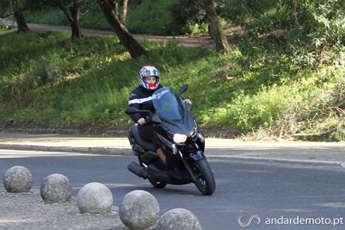 Yamaha X-Max 250