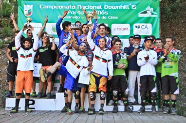 Pódio Equipas