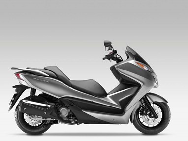 Honda Forza 300 - Cinza