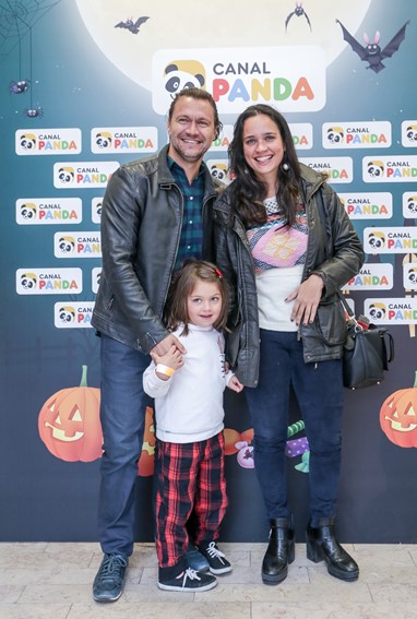 Vitor Hugo, Renata e Valentina
