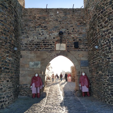 Monsaraz - Porta da Vila