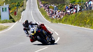 TT Ilha de Man 2023 – Michael Dunlop vence nas SuperTwin