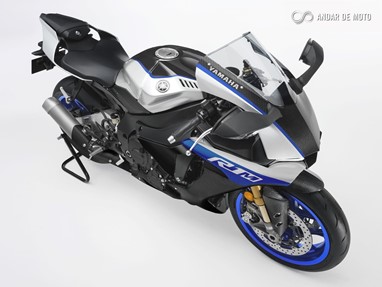 Yamaha YZF-R1M