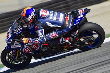 Michael VD Mark ao ataque