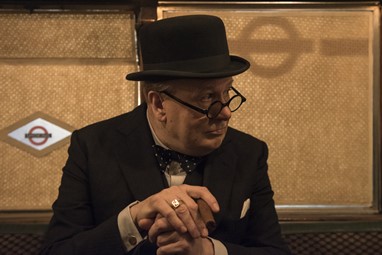The Darkest Hour - A Hora Mais Negra ©Universal Pictures International