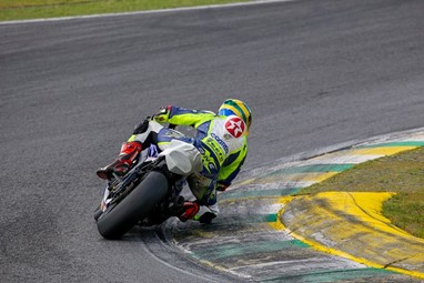 Danilo Lewis em ação durante o final de semana  SampaFotos - Interlagos - Segunda Etapa 