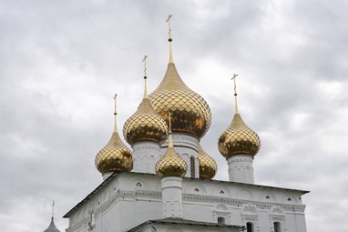 Uglich - Mosteiro Voskresenskiy