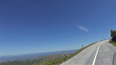 a subida continua...