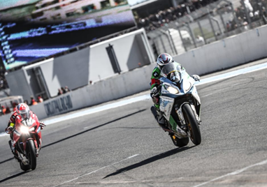 A BMW Wepol ficou à justa à frente da Honda