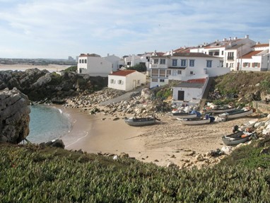 Paragem histórica do Lés-a-Lés em Peniche - Baleal 