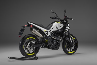 Benelli BKX300 S