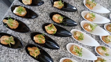 Línguas de bacalhau confitadas em  azeite e humus de tomate seco /jmdmoreira