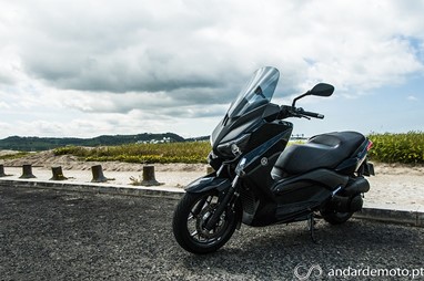 Yamaha X-Max 250