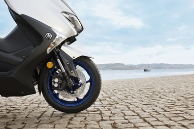 TMAX SX 2017