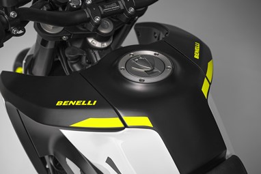 Benelli BKX300 S