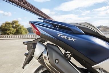 TMAX  DX 2017